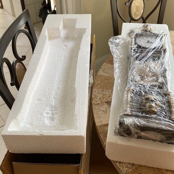 26” Grandin Road Skeleton Skulls Tabletop Grandfather Lit Clock Spooky Halloween - Picture 7 of 17